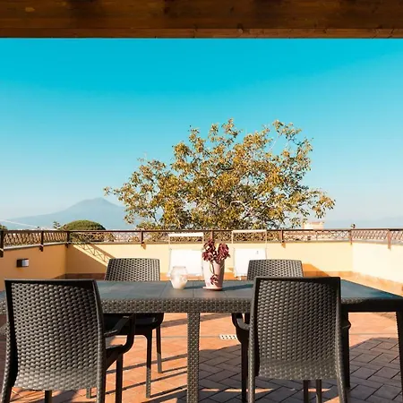 Lucia Terrazza Panoramica Apartment